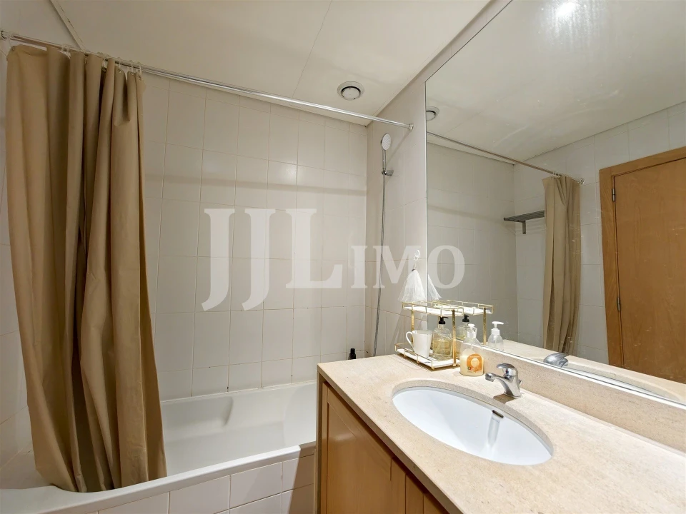 Apartamento T1 para Arrendamento em Parque das Nações Foto 7