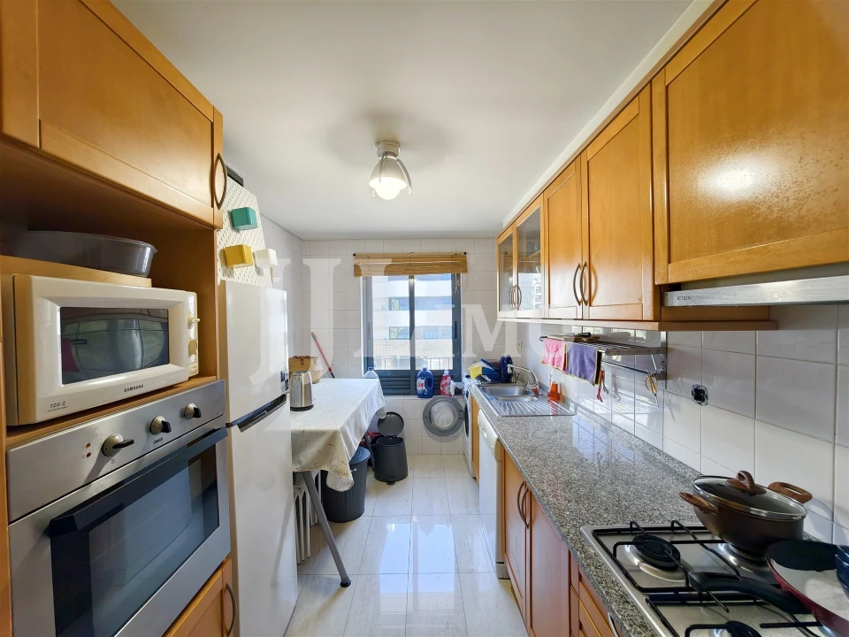 Apartamento T1 para Arrendamento em Parque das Nações Foto 9