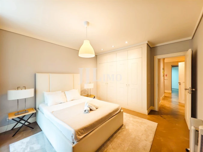 Apartamento T1 para Arrendamento em Arroios Foto 10