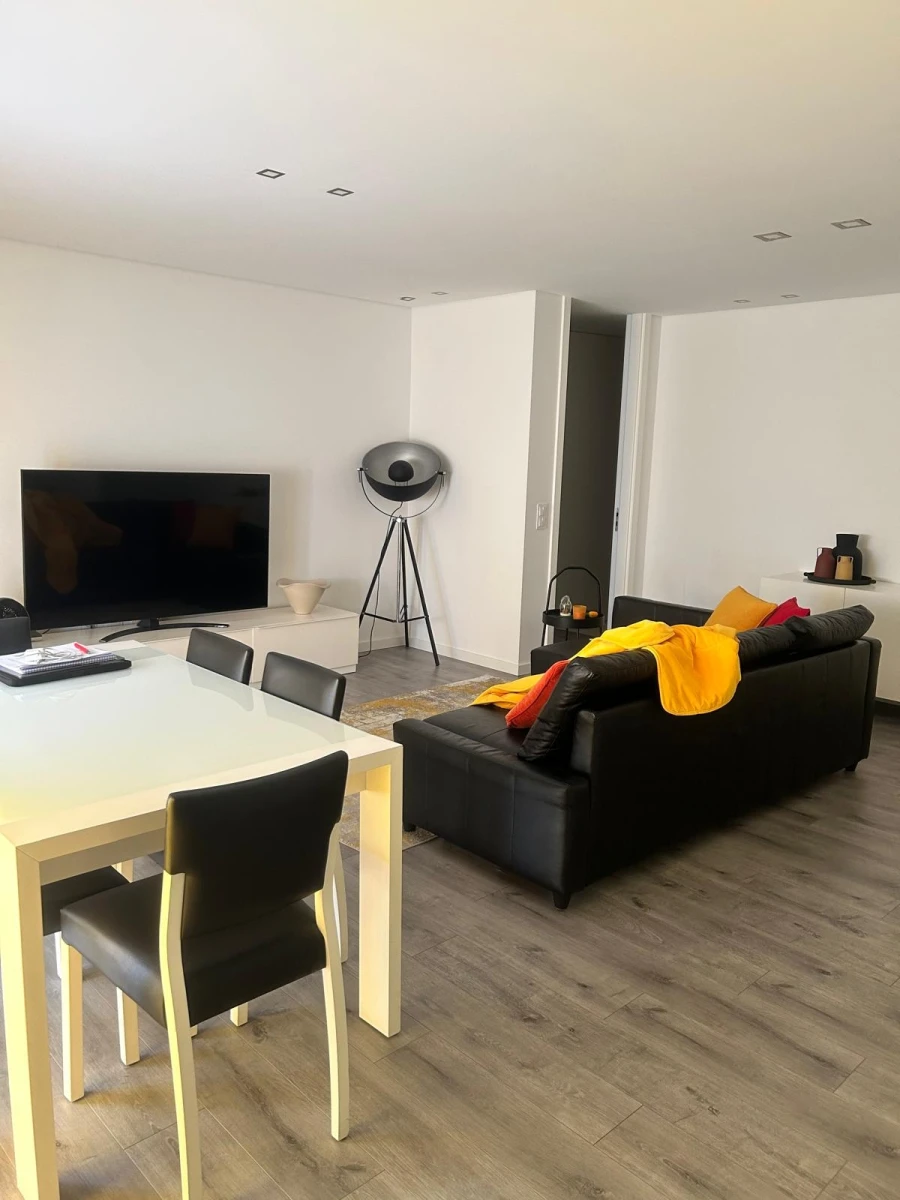 Apartamento T2 para Arrendamento em Viseu Foto 5