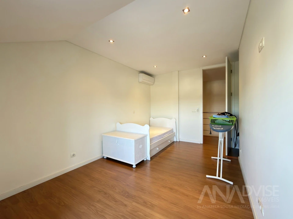 Apartamento T4 para Venda em Viseu Foto 26