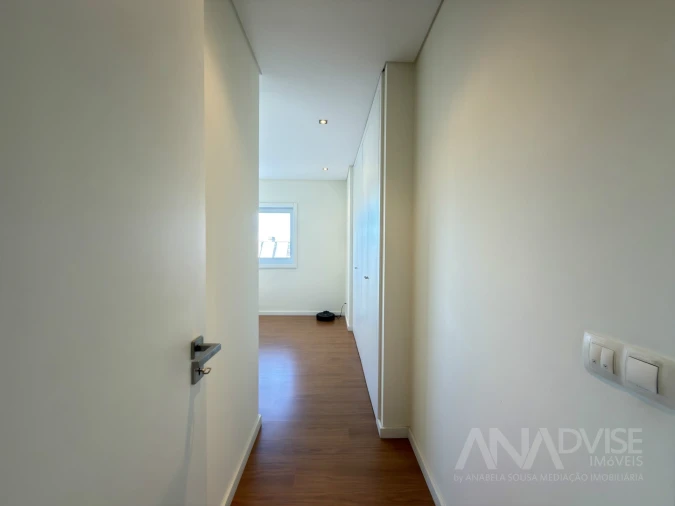 Apartamento T4 para Venda em Viseu Foto 15