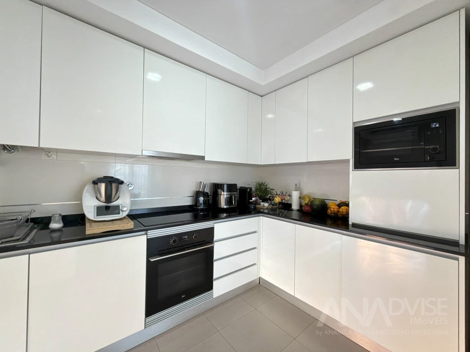 Apartamento T4 para Venda em Viseu Foto 6