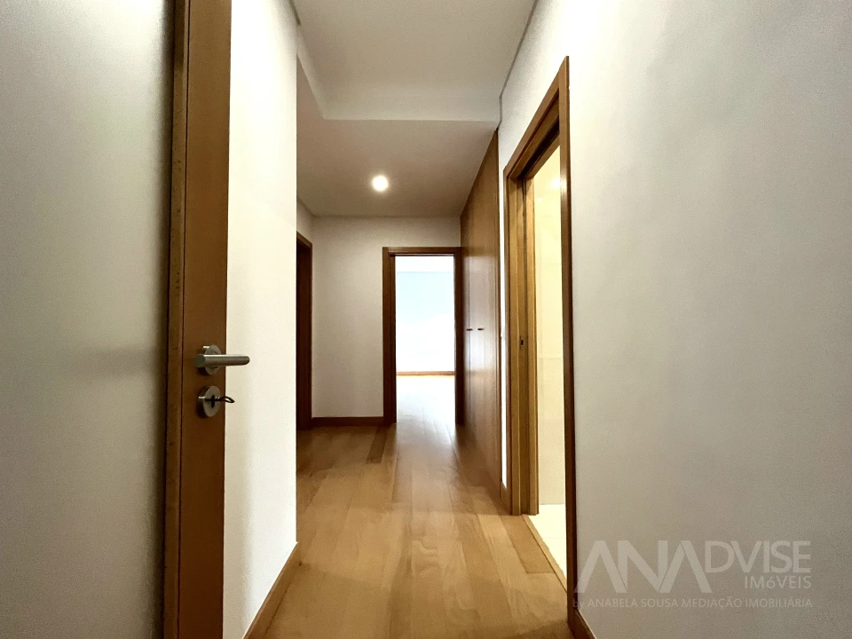 Apartamento T3 para Arrendamento em Viseu Foto 6