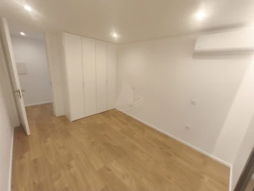 Moradia T3 para Venda em Merelim (São Pedro) e Frossos