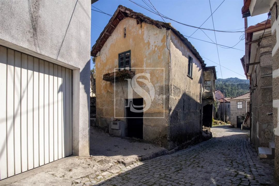 Moradia T1 para Venda em Candemil Foto 13