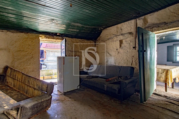 Moradia T1 para Venda em Candemil Foto 7