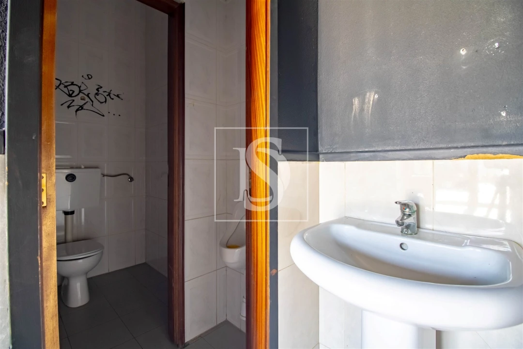 Loja para Arrendamento em Fregim Foto 9
