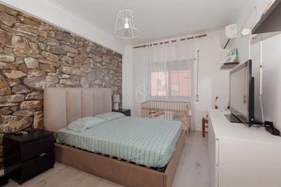 Apartamento T2 para Venda em Baixa da Banheira e Vale da Amoreira
