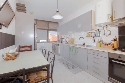 Apartamento T2 para Venda em Baixa da Banheira e Vale da Amoreira