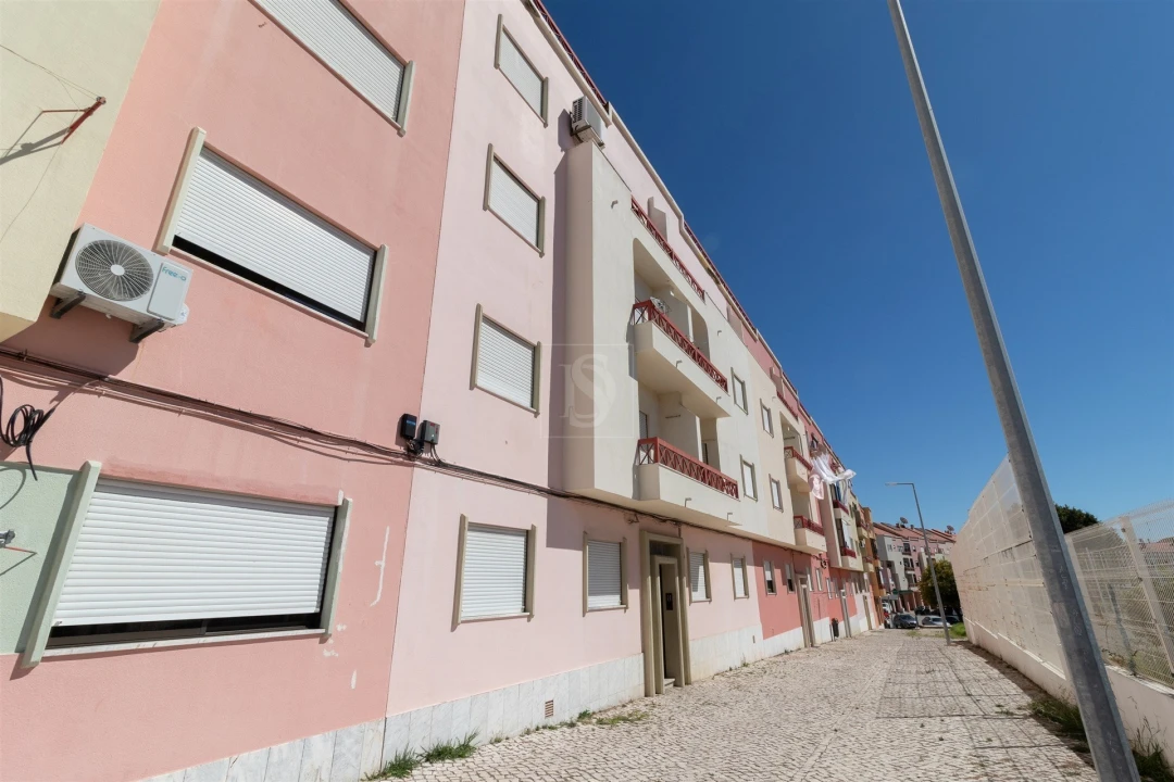 Apartamento T2 para Venda em Baixa da Banheira e Vale da Amoreira Foto 13