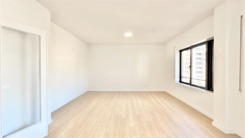 Apartamento T3 para Venda em São Vitor (Braga)