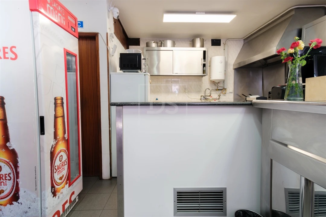 Negócio para Venda em Campolide Foto 11