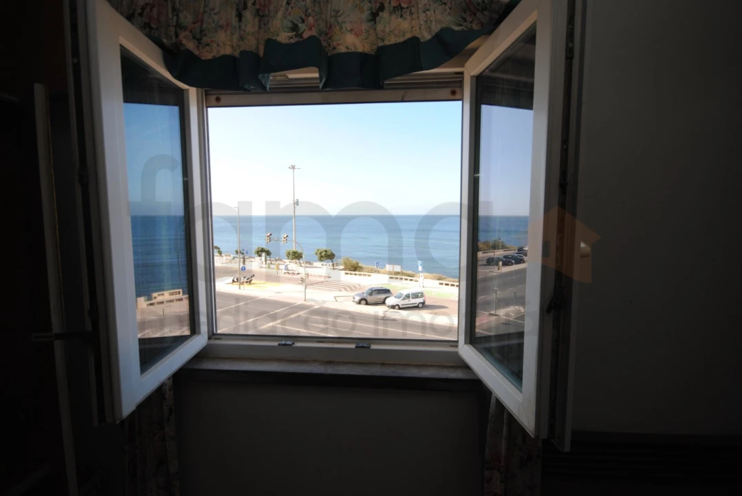 Apartamento para Venda em Carcavelos e Parede Foto 15