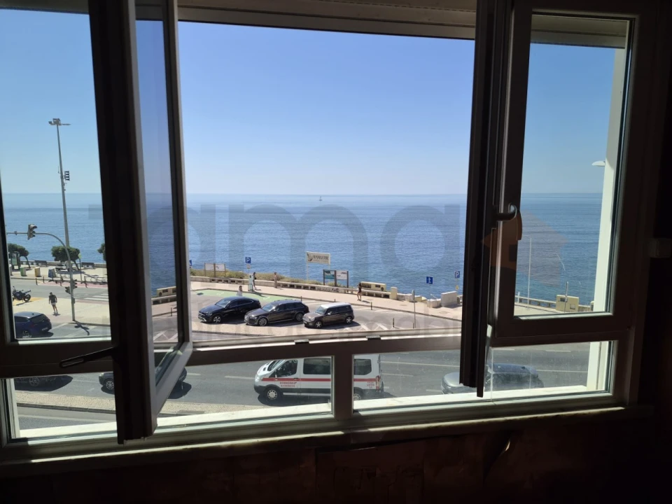 Apartamento T1 para Venda em Carcavelos e Parede Foto 13