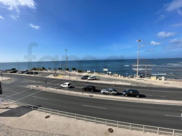Apartamento para Venda em Carcavelos e Parede