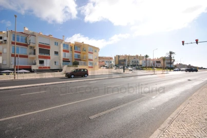 Apartamento para Venda em Carcavelos e Parede