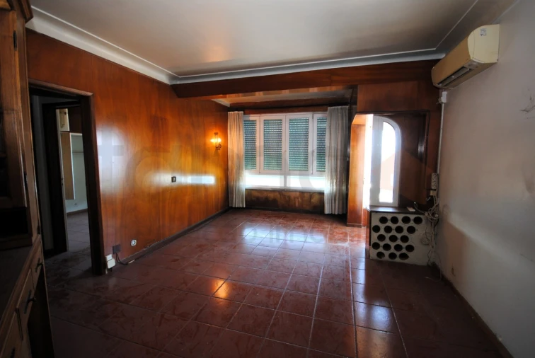 Apartamento para Venda em Carcavelos e Parede Foto 12
