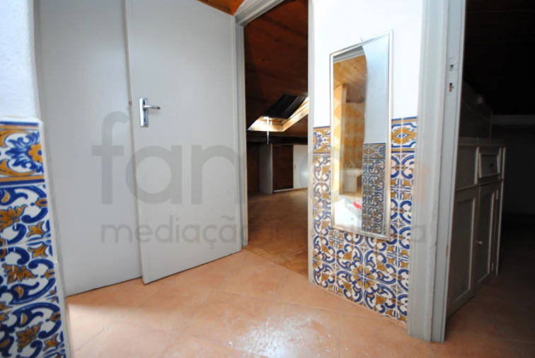 Apartamento para Venda em Carcavelos e Parede Foto 19