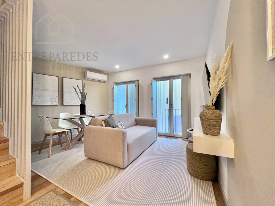 Apartamento T2 para Venda em Cedofeita, Santo Ildefonso, Sé, Miragaia, São Nicolau e Vitória Foto 1