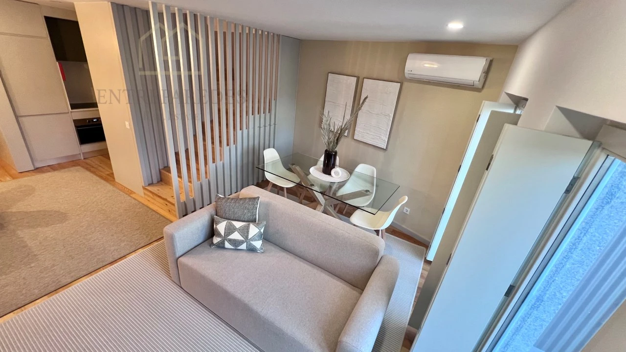 Apartamento T2 para Venda em Cedofeita, Santo Ildefonso, Sé, Miragaia, São Nicolau e Vitória Foto 15