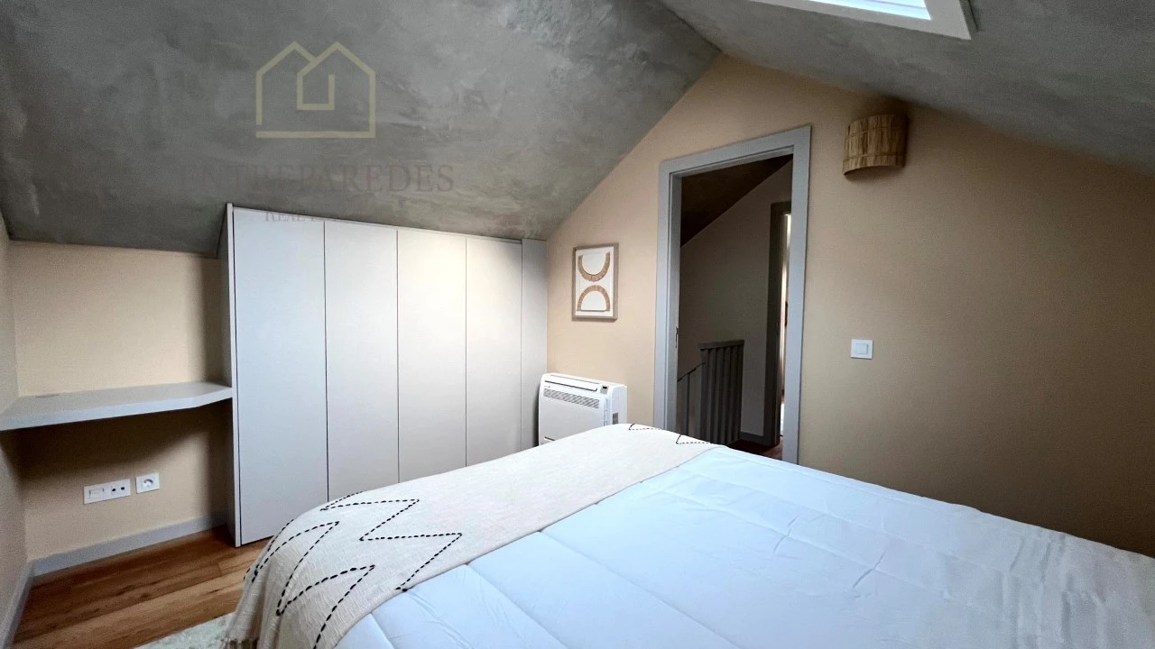 Apartamento T2 para Venda em Cedofeita, Santo Ildefonso, Sé, Miragaia, São Nicolau e Vitória Foto 24