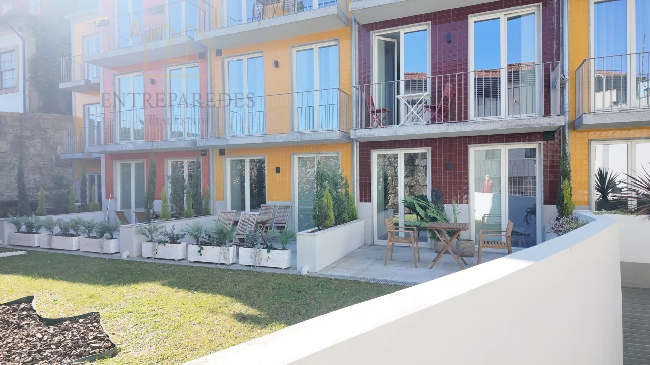 Apartamento T2 para Venda em Cedofeita, Santo Ildefonso, Sé, Miragaia, São Nicolau e Vitória Foto 43
