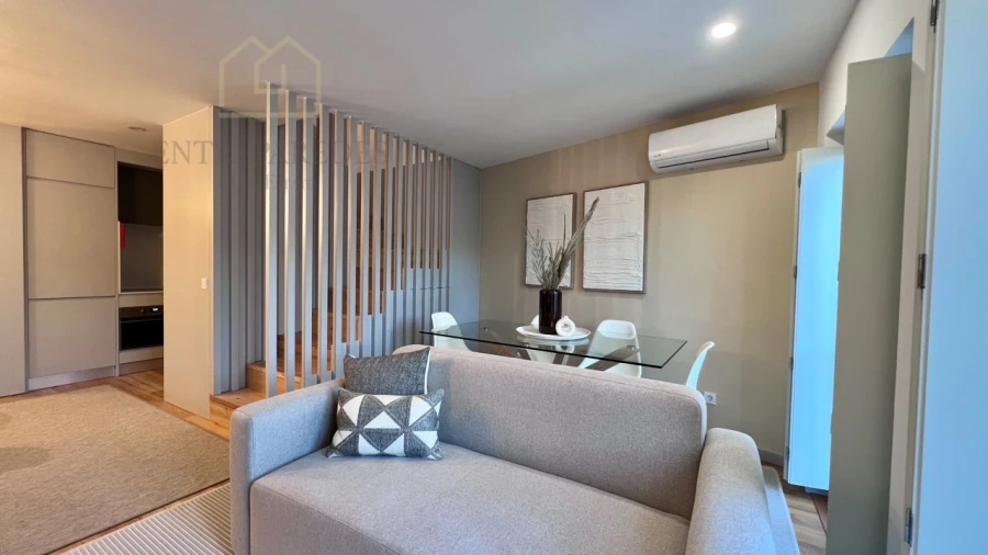 Apartamento T2 para Venda em Cedofeita, Santo Ildefonso, Sé, Miragaia, São Nicolau e Vitória Foto 16