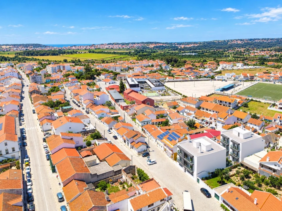 Apartamento T2 para Venda em Alfeizerão Foto 3