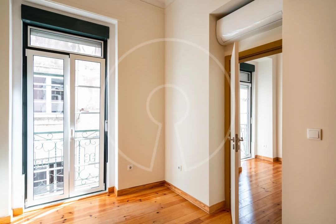 Apartamento T2 para Venda em São Vicente Foto 2