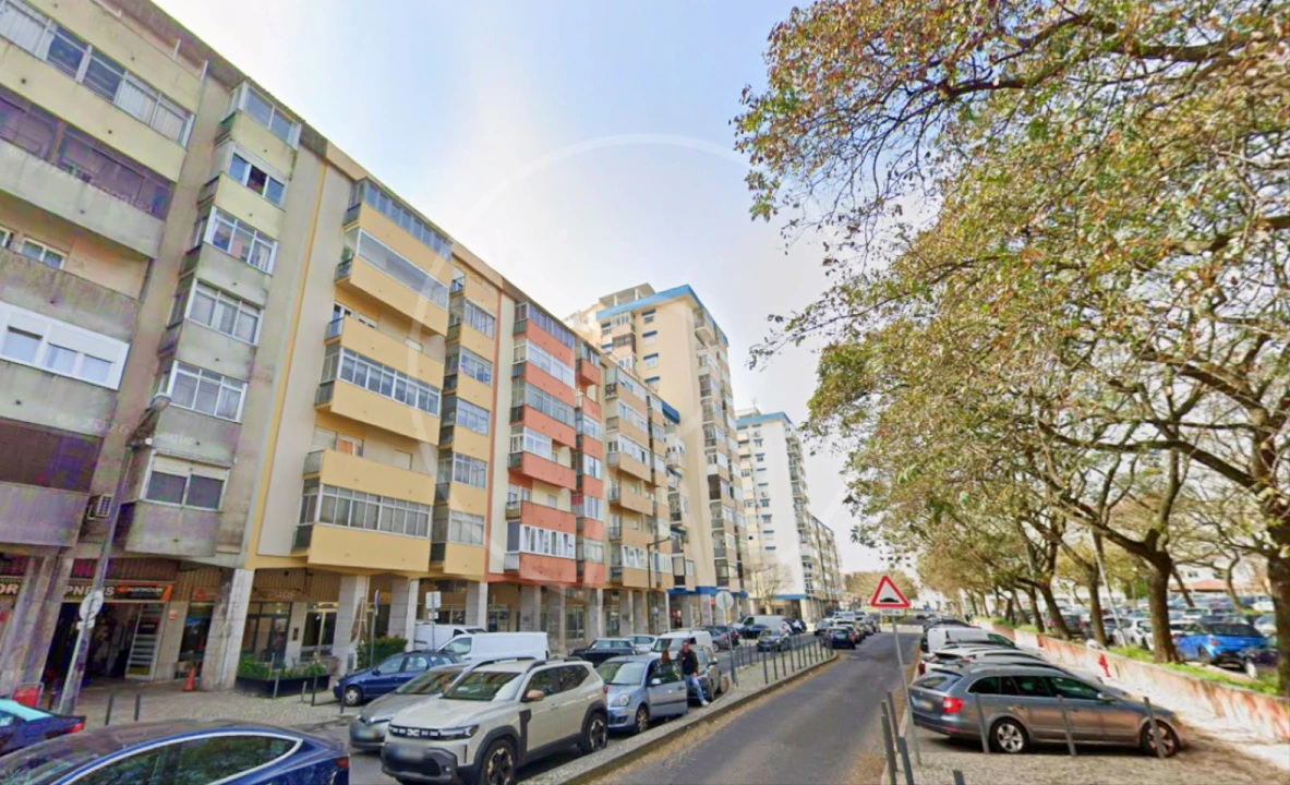 Apartamento T3 para Venda em Benfica Foto 1
