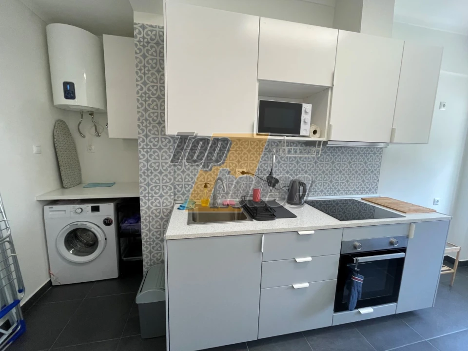 Apartamento T1 para Venda em Costa da Caparica Foto 4