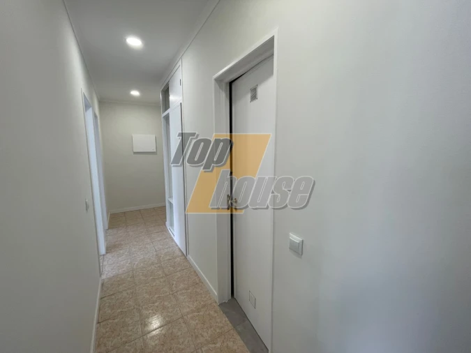 Apartamento T1 para Venda em Costa da Caparica Foto 6