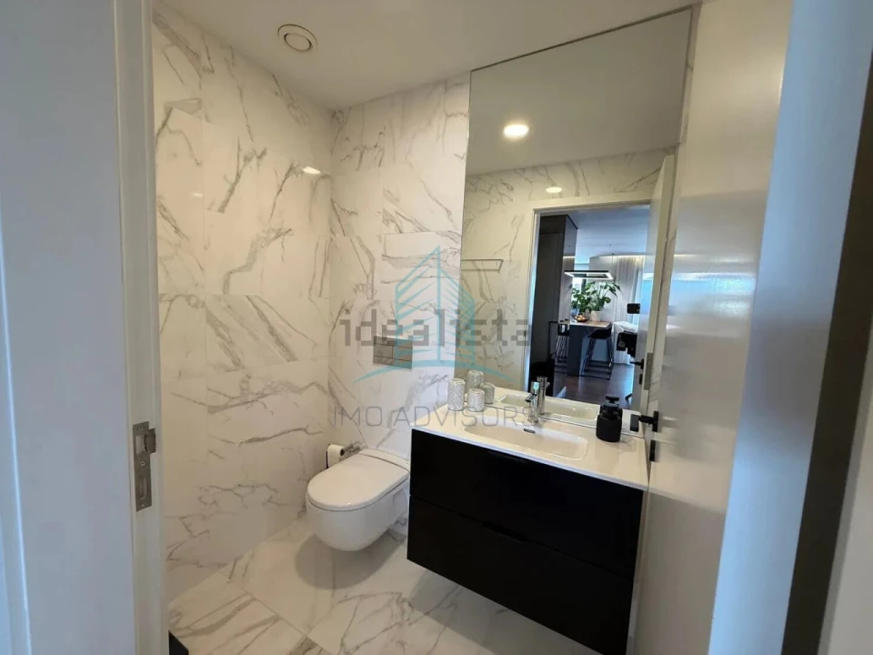 Apartamento T2 para Venda em Aldoar, Foz do Douro e Nevogilde Foto 7