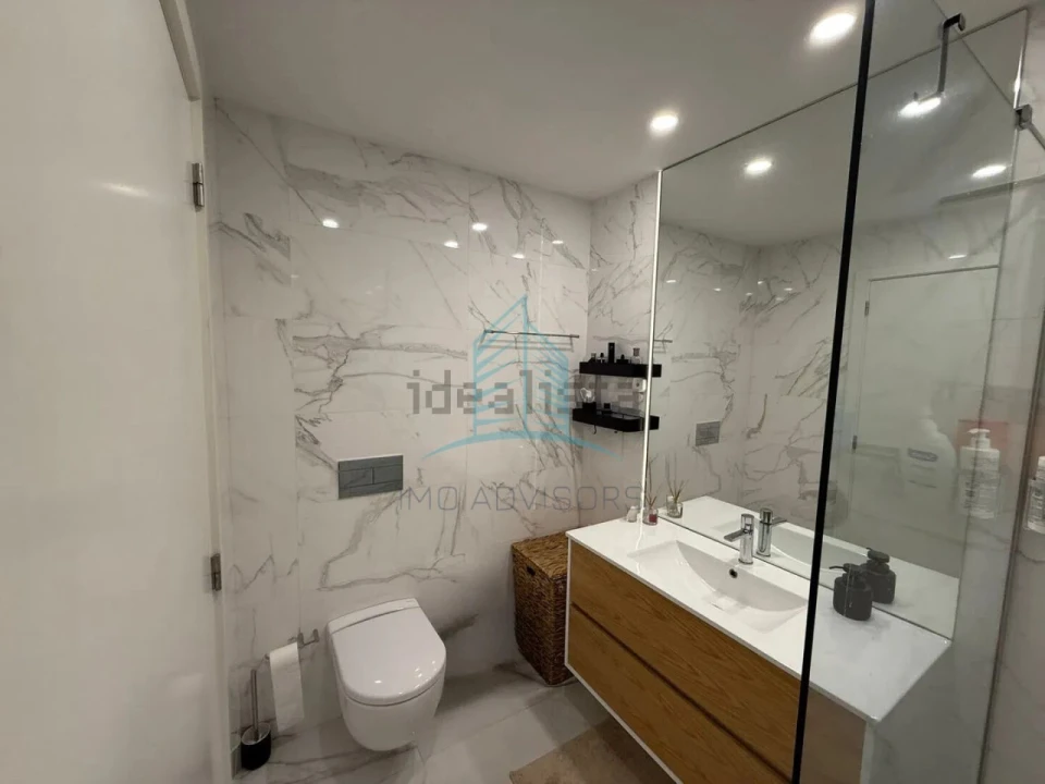Apartamento T2 para Venda em Aldoar, Foz do Douro e Nevogilde Foto 8