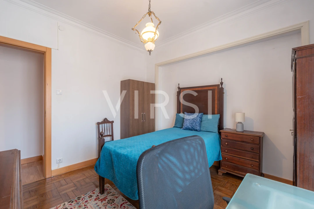 Apartamento T4 para Venda em Sé Nova, Santa Cruz, Almedina e São Bartolomeu Foto 8
