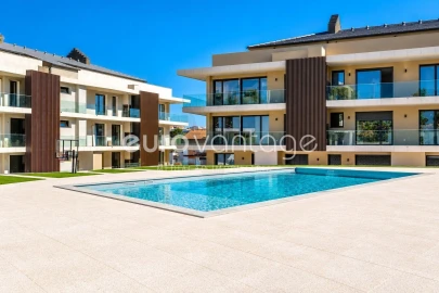 Apartamento T1 para Venda em Parceiros e Azoia