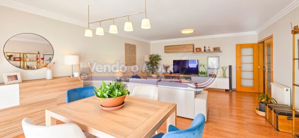 Apartamento T3 para Venda em Póvoa de Santa Iria e Forte da Casa