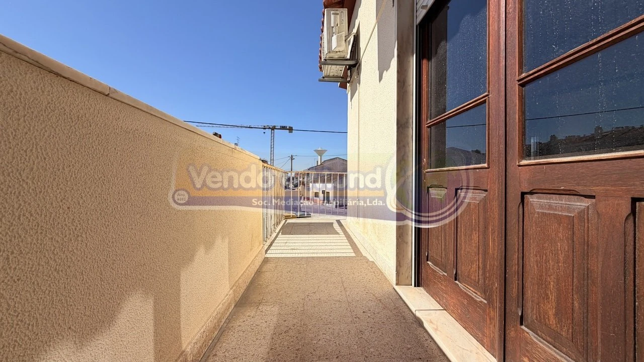 Apartamento T3 para Venda em Samora Correia Foto 4