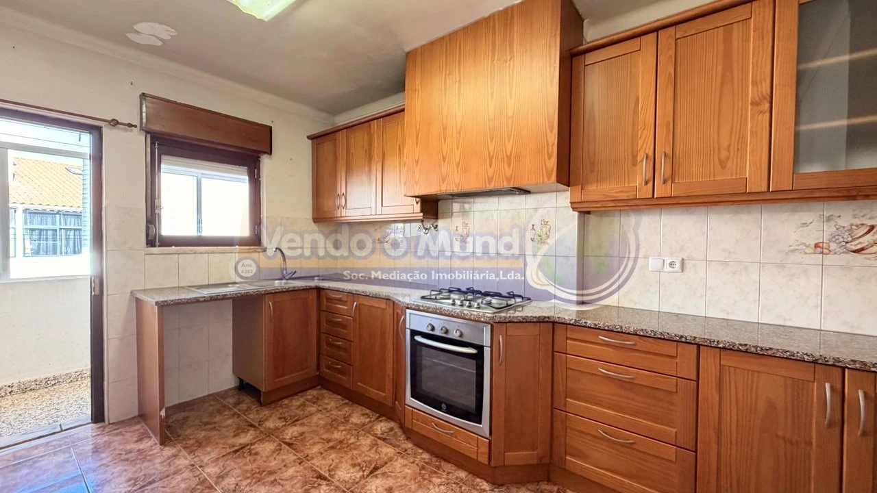 Apartamento T3 para Venda em Samora Correia Foto 17
