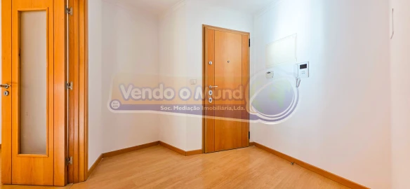 Apartamento T2 para Venda em Alverca do Ribatejo e Sobralinho