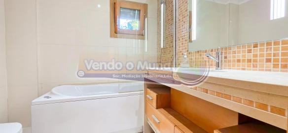 Apartamento T2 para Venda em Alverca do Ribatejo e Sobralinho
