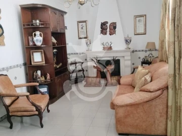Moradia T4 para Venda em Reguengos de Monsaraz