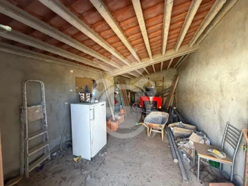 Quinta T4 para Venda em Santiago Maior
