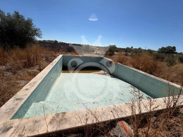 Quinta T4 para Venda em Santiago Maior