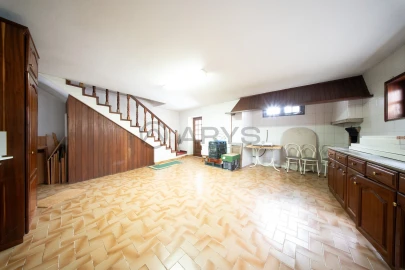 Quinta T6 para Venda em Roriz