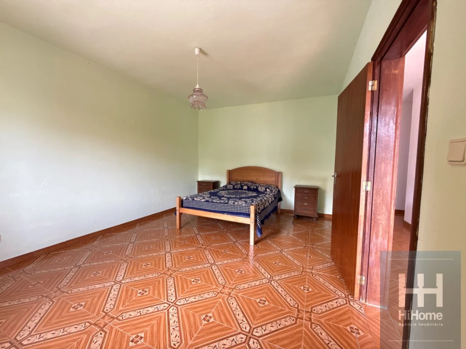 Moradia T5 para Venda em Ilha Foto 24