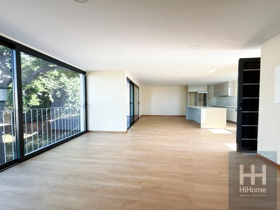 Apartamento T2 para Venda em Funchal (Santa Maria Maior) Foto 4