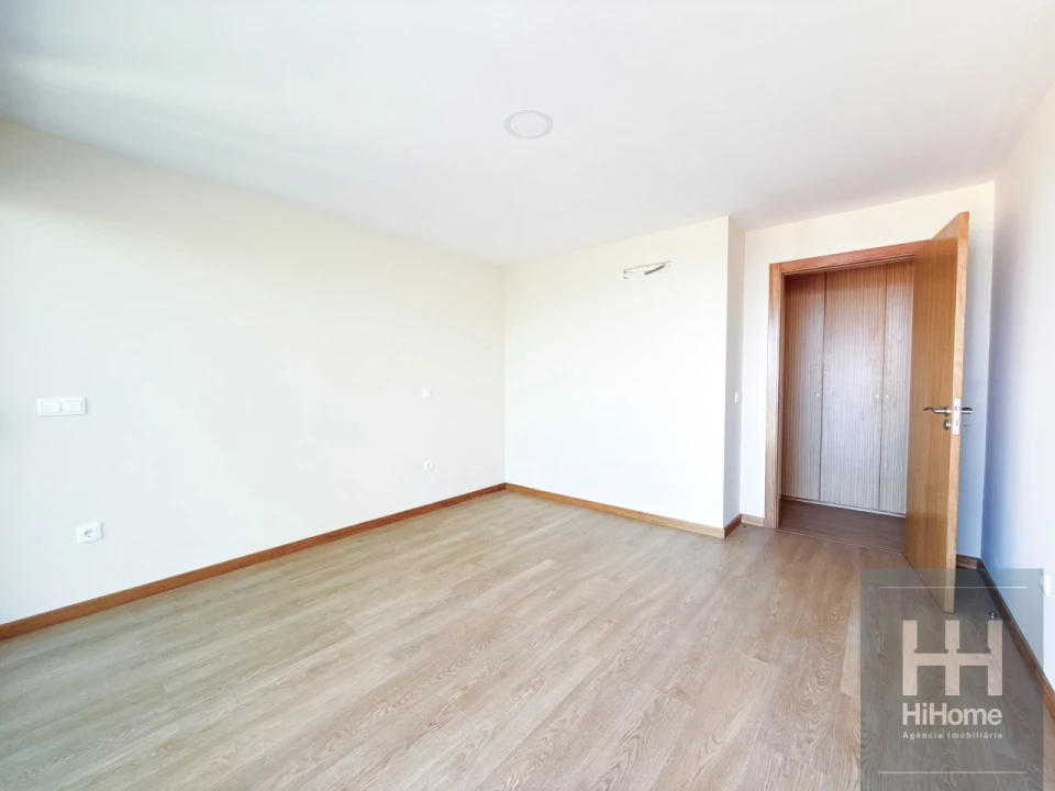 Apartamento T2 para Venda em Funchal (Santa Maria Maior) Foto 17