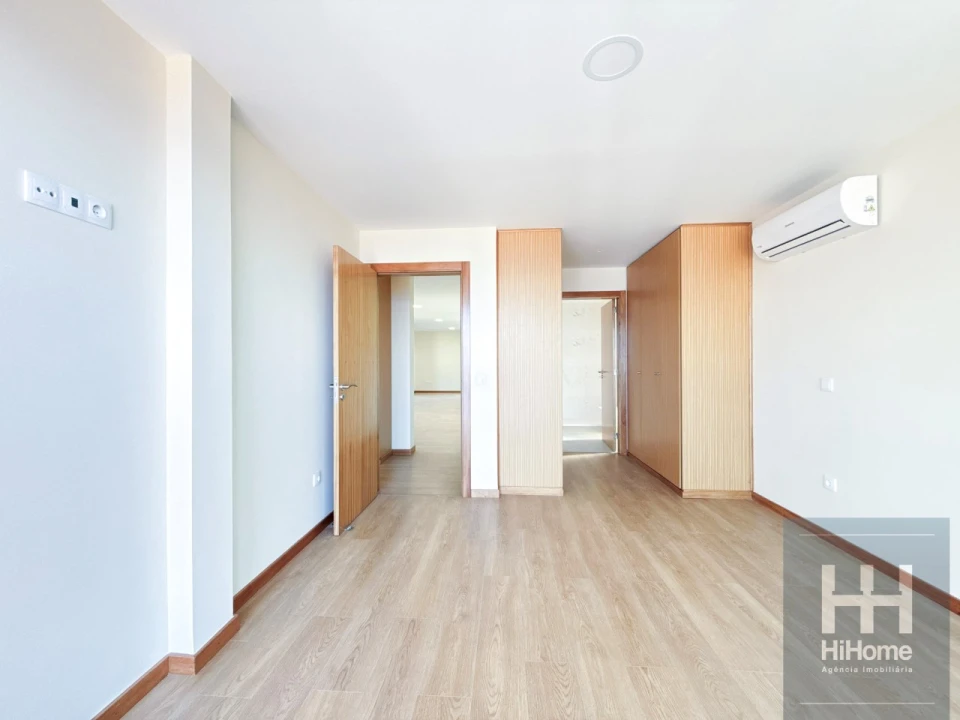 Apartamento T2 para Venda em Funchal (Santa Maria Maior) Foto 19